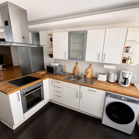 Wonderland In - Mit Terasse Und Parking Apartment *